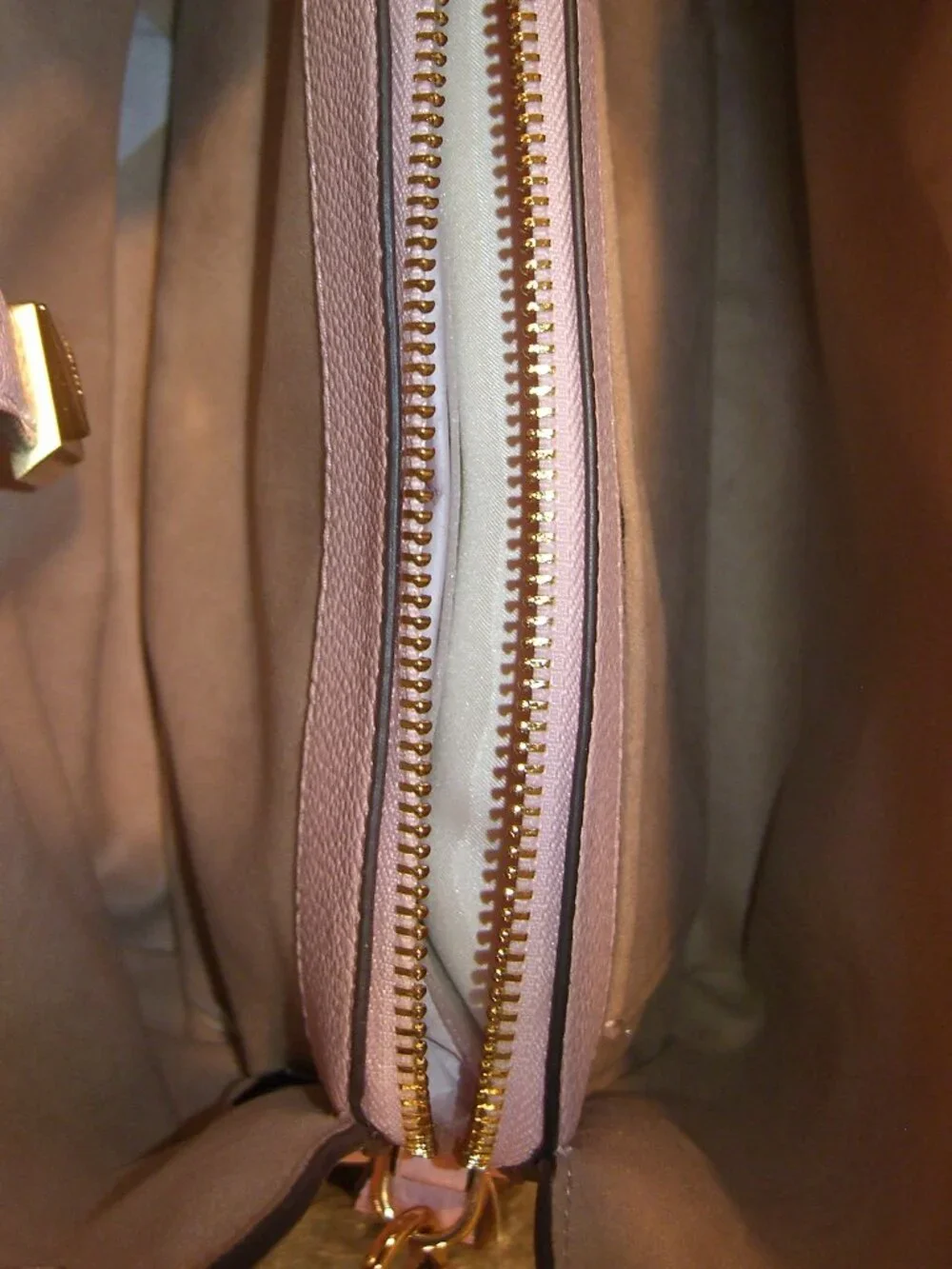 NWT KATE SPADE NEW YORK PINK DECO PEBBLED LEATHER SMALL CROSSBODY TOTE HANDBAG